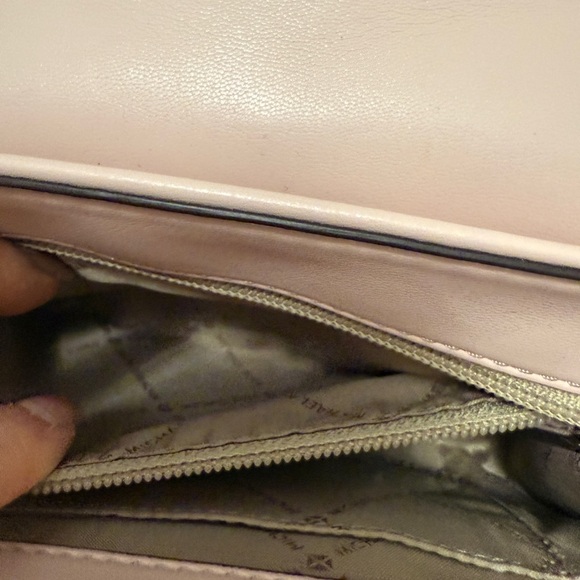 NWT Michael Kors Serena Blush Quilted Shoulder Bag - Picture 13 of 14